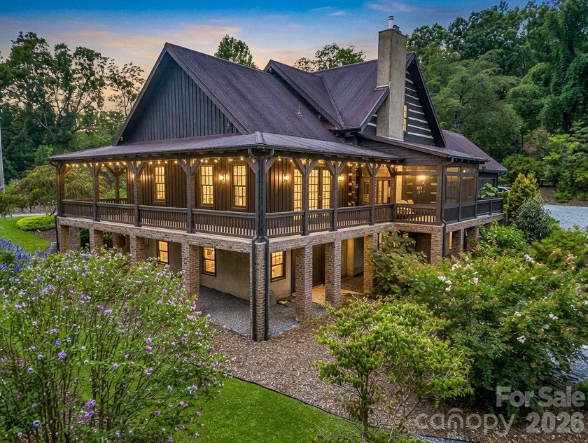 Exceptional Authentic Log Home at Lake Lure NC, featuring - photo 2