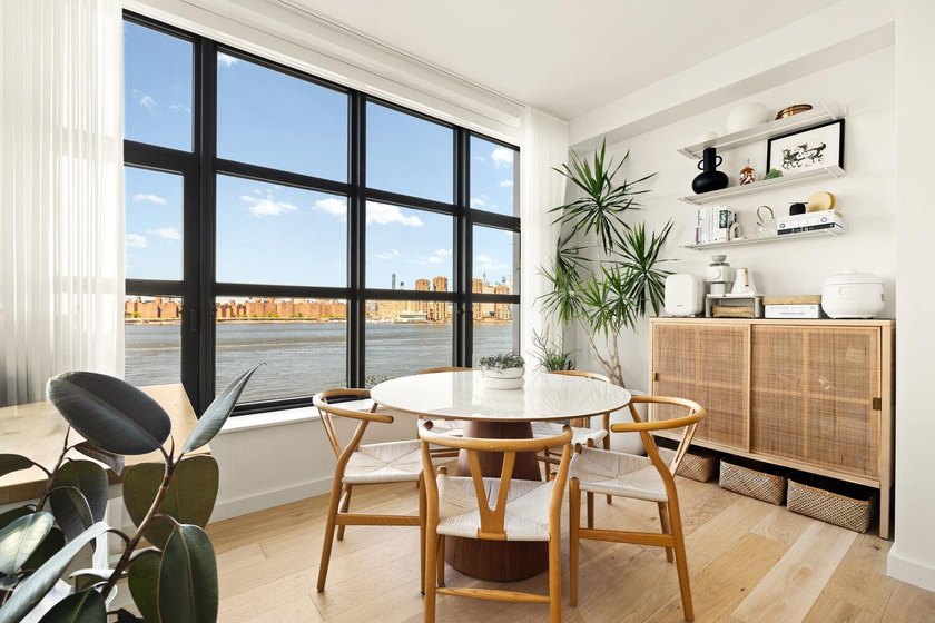 Residence 6CW is a three bedroom, two and a half bath corner - photo 7