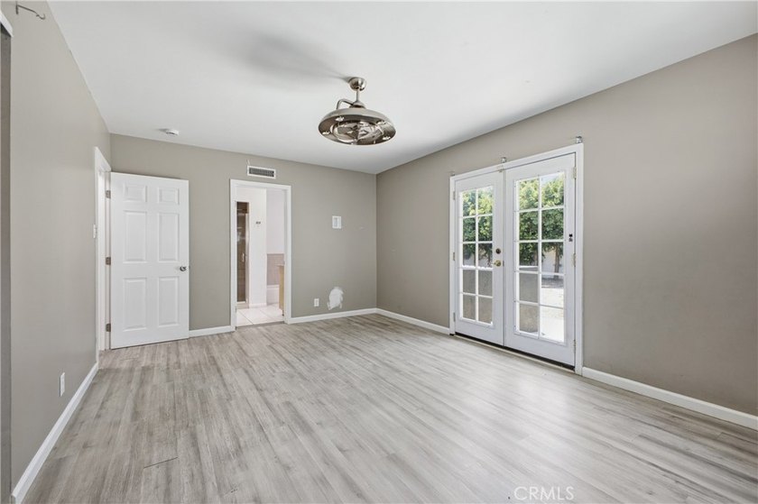 5521 Mclennan - photo 18