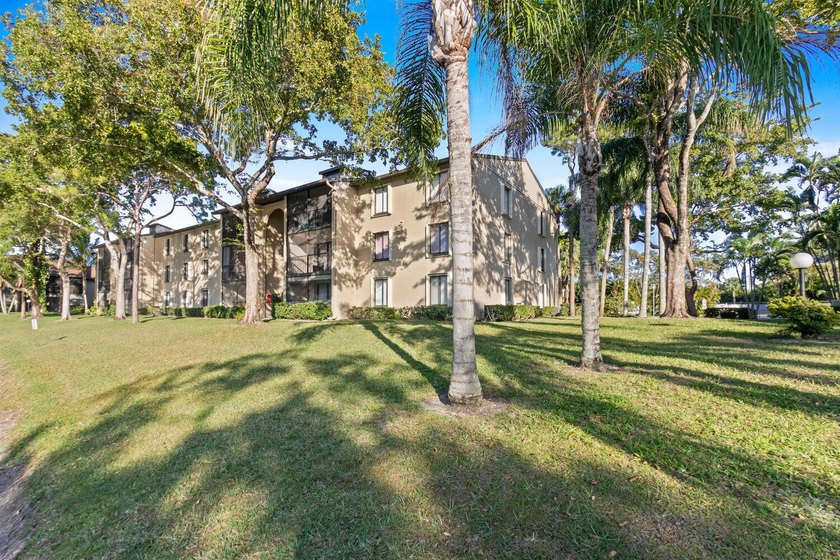 Seller is offering $5,000 towards buyer closing costs with - photo 28