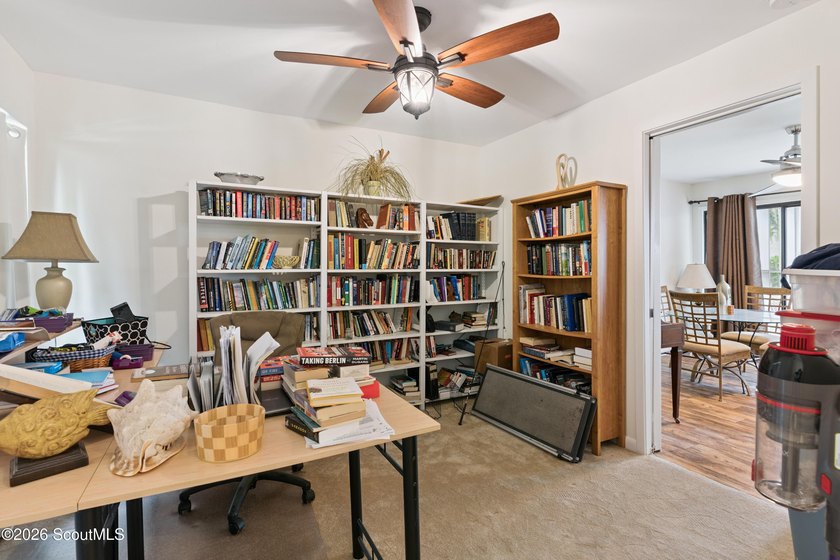 Easy island living in this charming 2-bedroom, 1-bath end-unit - photo 10