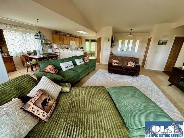 Single living home with water view on a quiet cu-de-sac in the - photo 8