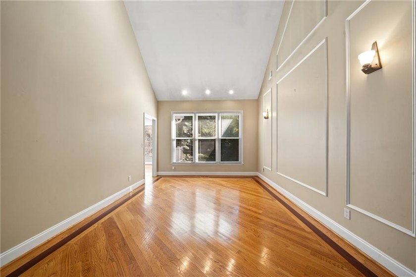 BRING ALL OFFERS! Located in sought-after Roswell just moments - photo 9