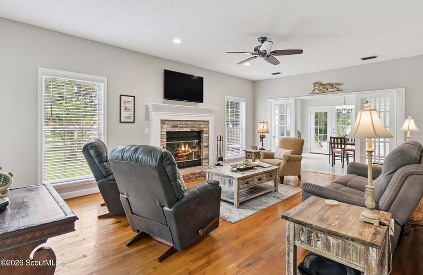 Perfect blend of refined coastal living and peaceful country - photo 7