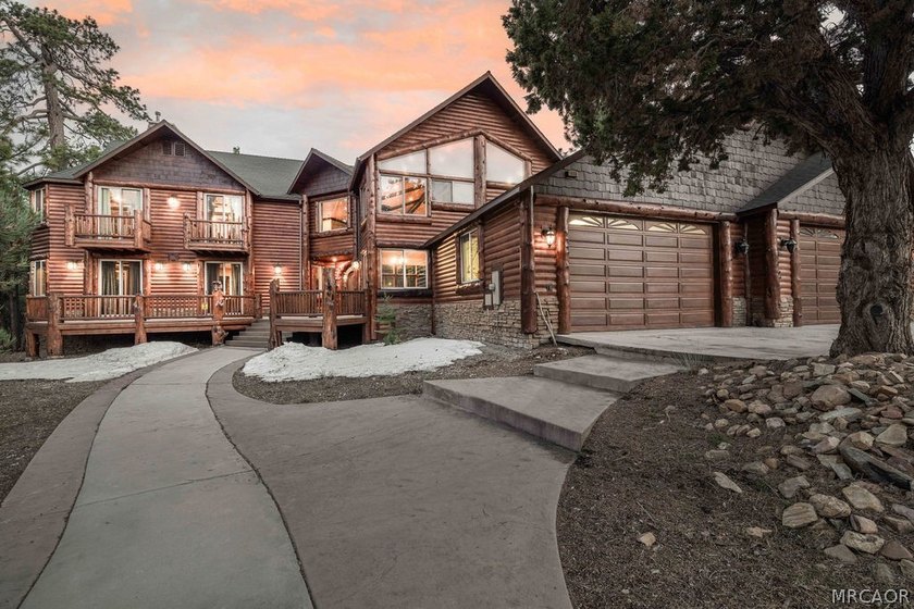 Set on over an acre in the highly sought-after Meadowbrook - photo 3