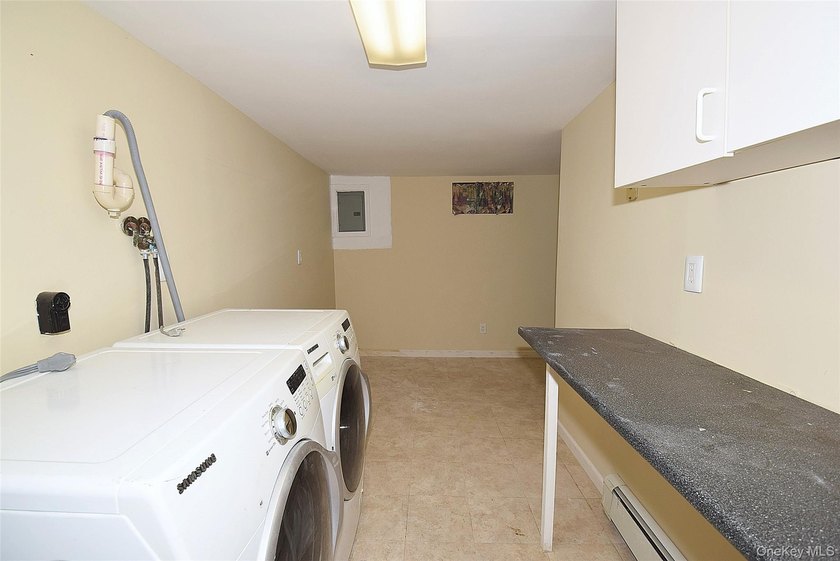 Welcome to 54 Grand Street-Your final destination. This very - photo 14