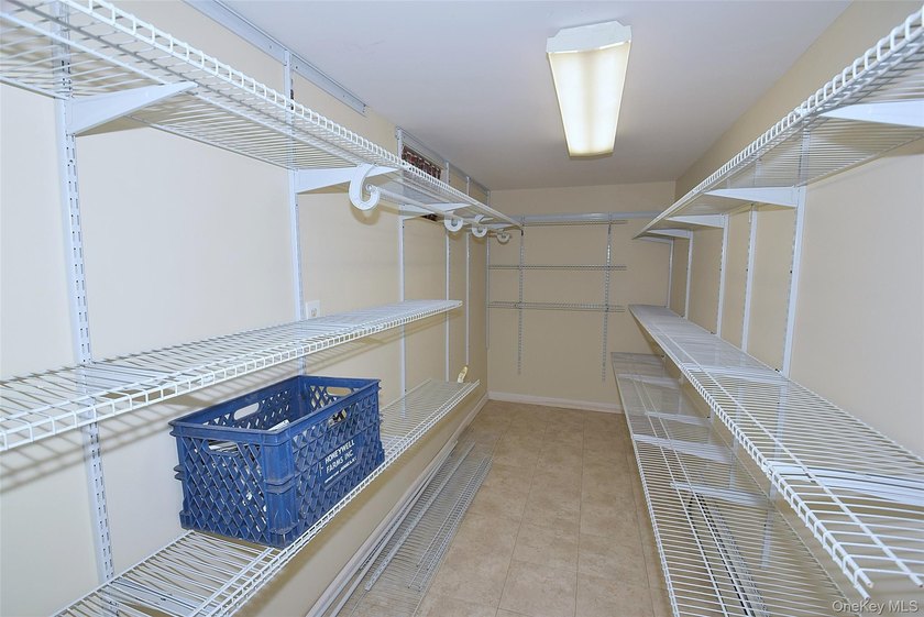 Welcome to 54 Grand Street-Your final destination. This very - photo 15