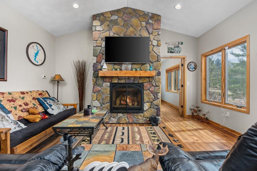 Live your best lake life at this stunning turnkey waterfront - photo 24