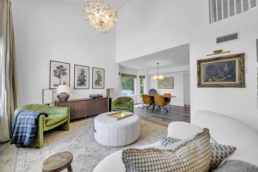 $ 19,100 PRICE IMPROVEMENT ! BREATHTAKING, POOL home tucked in a - photo 6