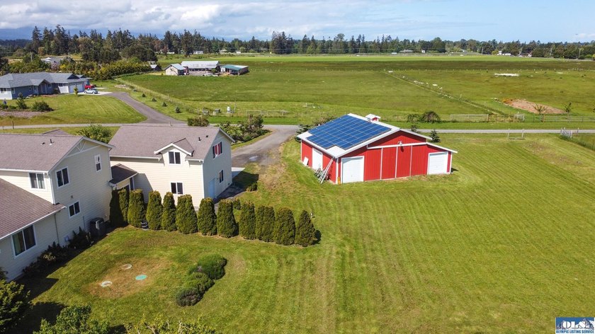 Incredible, sweeping Olympic Mountain Views from this home on - photo 2
