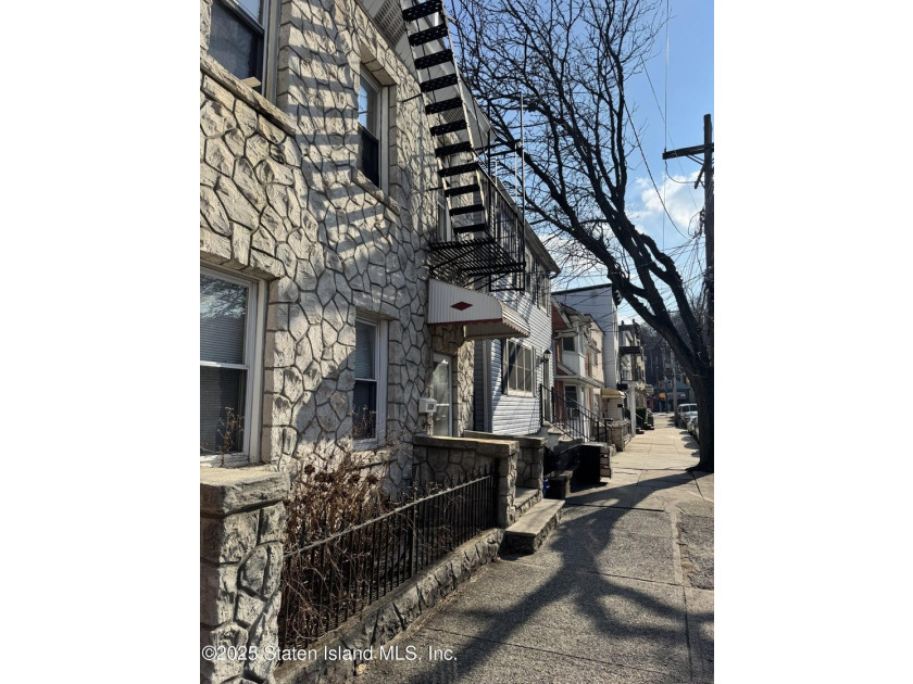 Located in a highly sought-after area near the courthouse and - photo 2