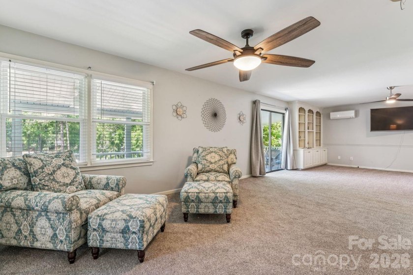 PRICE REDUCED!! Beautiful Lake Tillery home located in a - photo 24