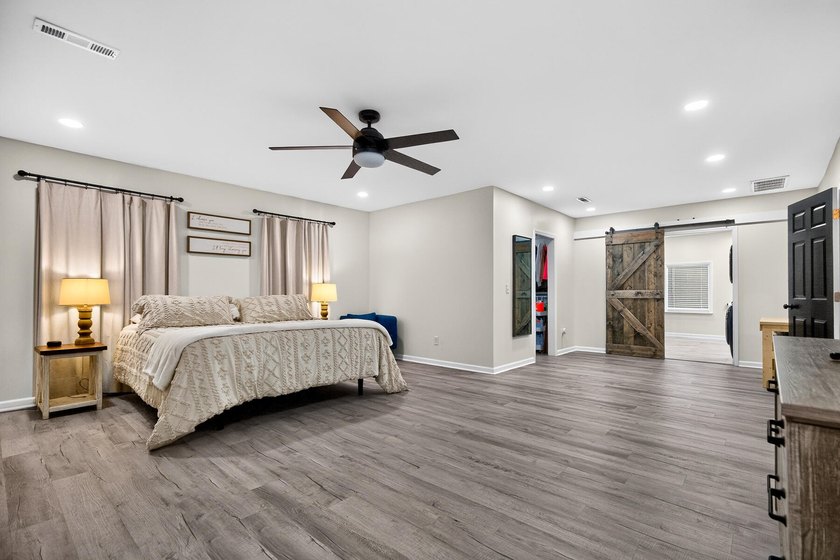 Escape to your own private country retreat on 13.33 breathtaking - photo 27