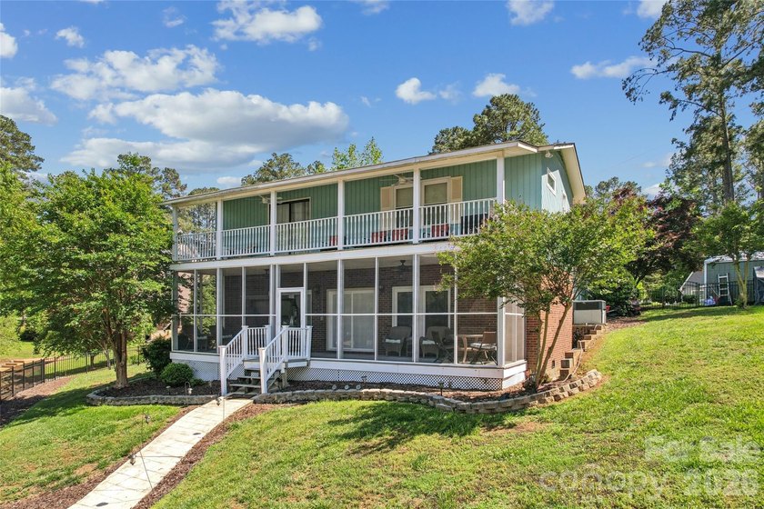 PRICE REDUCED!! Beautiful Lake Tillery home located in a - photo 37