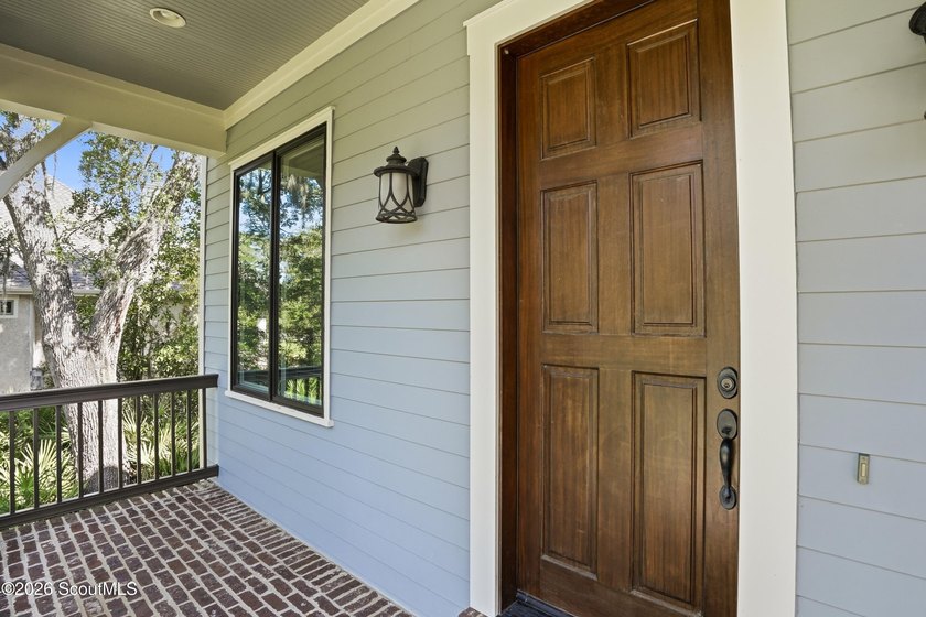 Elegant Custom Home nestled on a beautifully landscaped one-acre - photo 3