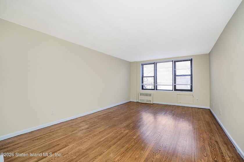 Completely renovated 2 bedroom condo, located in the Heart of - photo 8