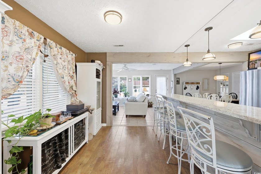 Enjoy gated coastal living with room for your boat, RV, hobbies - photo 6