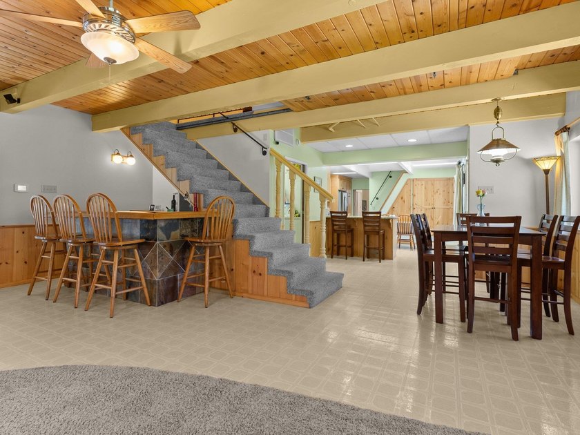 Welcome to paradise in the cozy community of Bucks Lake - photo 3