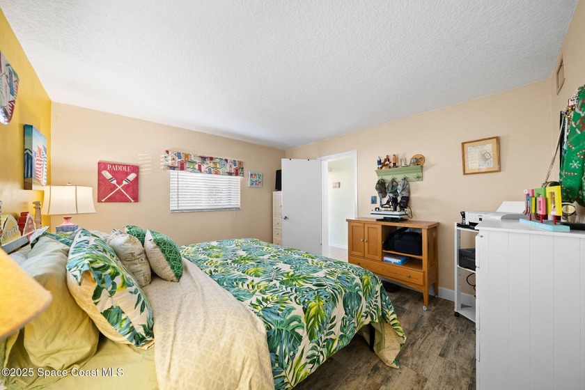 Live the coastal dream in this beautifully updated ground floor - photo 20