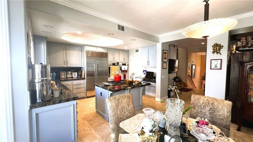 Enjoy sophisticated coastal living in this light-filled Newport - photo 12