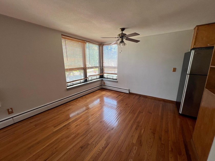 2BR/2BA corner-unit condo in the Whittier neighborhood! This - photo 4