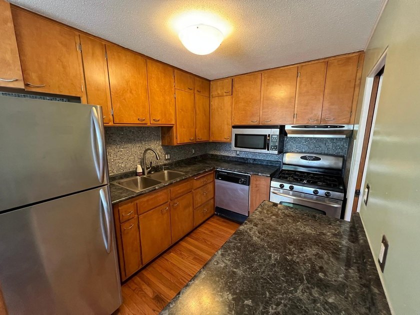 2BR/2BA corner-unit condo in the Whittier neighborhood! This - photo 5