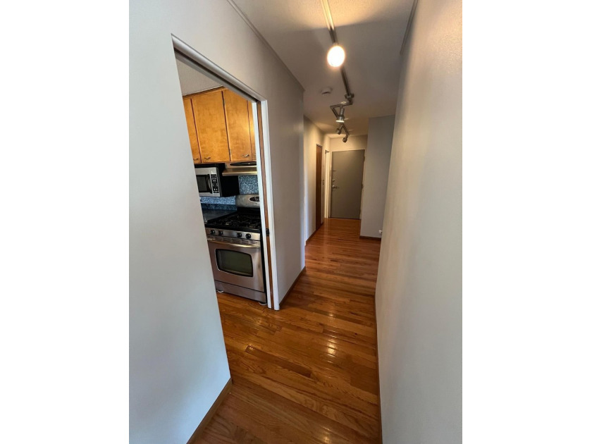 2BR/2BA corner-unit condo in the Whittier neighborhood! This - photo 7