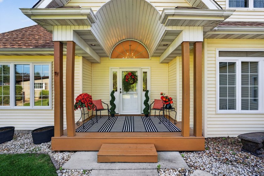 Welcome to this beautiful 4-bedroom, 2.5-bath home - located on - photo 3