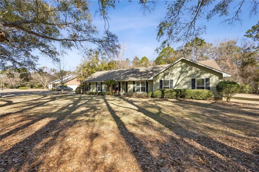 Warning: this house may cause spontaneous pool parties! Located - photo 5