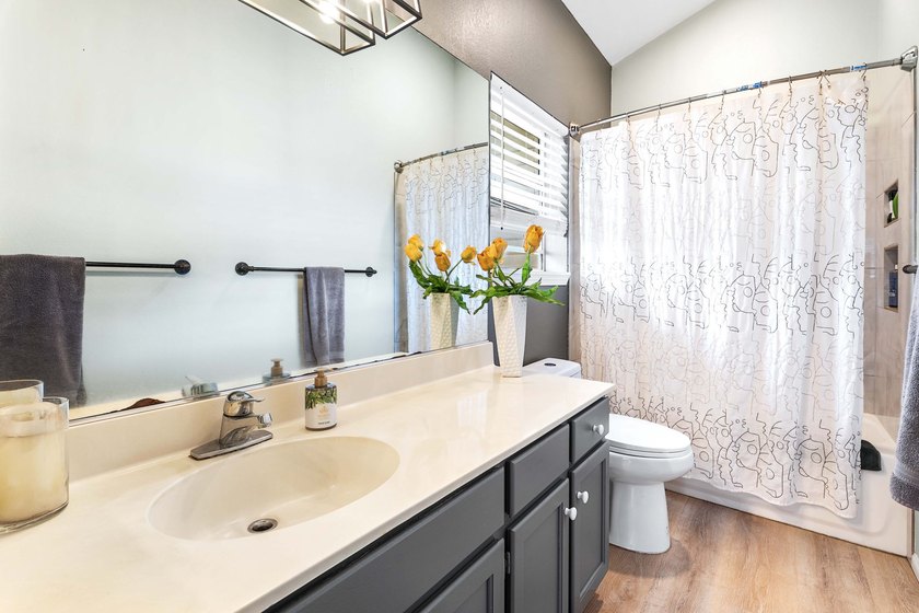 Discover the ease of island living in this turnkey furnished - photo 11