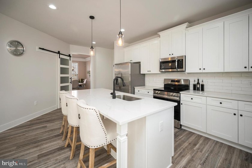 Welcome to Wyndemere-where elevated design meets the LAKE ANNA - photo 12