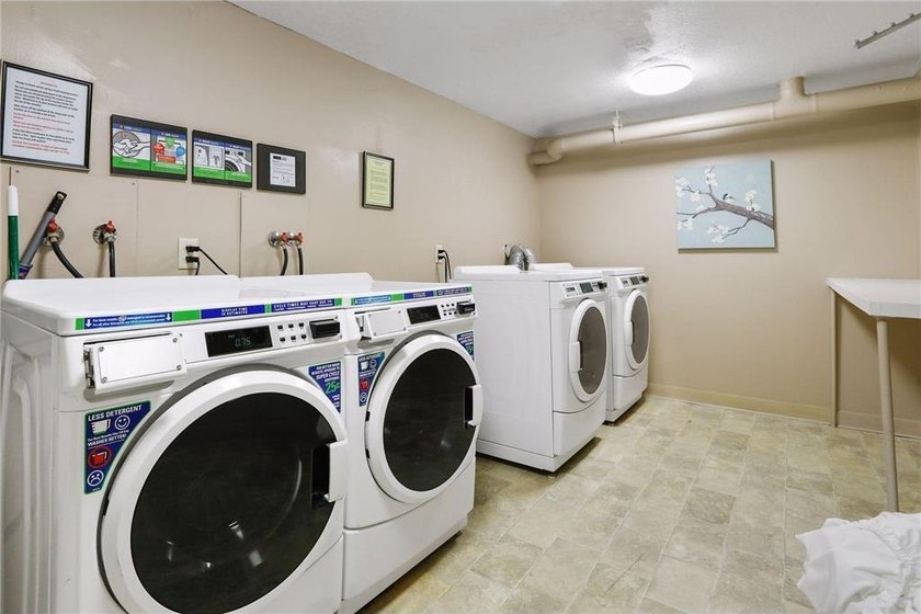 Rentals Allowed!! Updated 1st floor unit this might be the best - photo 19