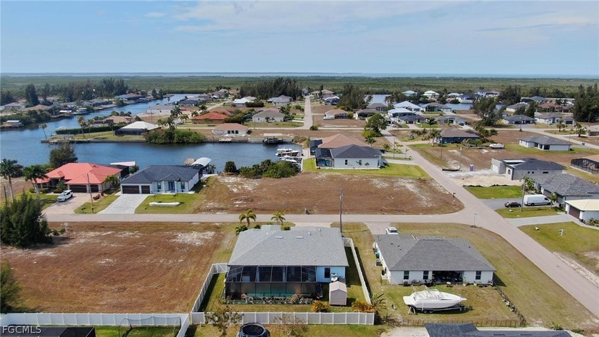 You've found your DREAM HOME in a PRIME location! Absolutely - photo 48
