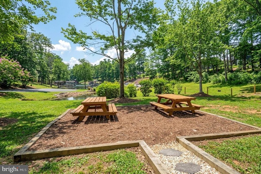 Welcome to Wyndemere-where elevated design meets the LAKE ANNA - photo 50