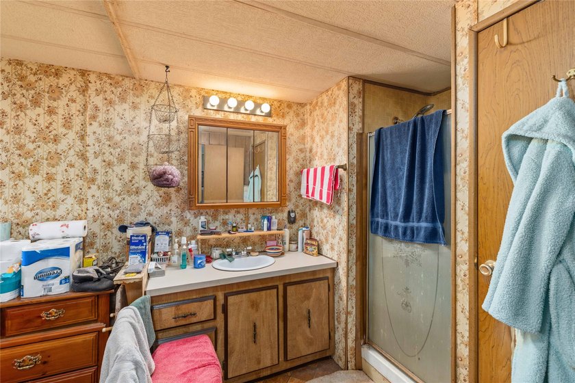 Welcome to your Lake Brownwood escape! Located at 4500 Lake - photo 10