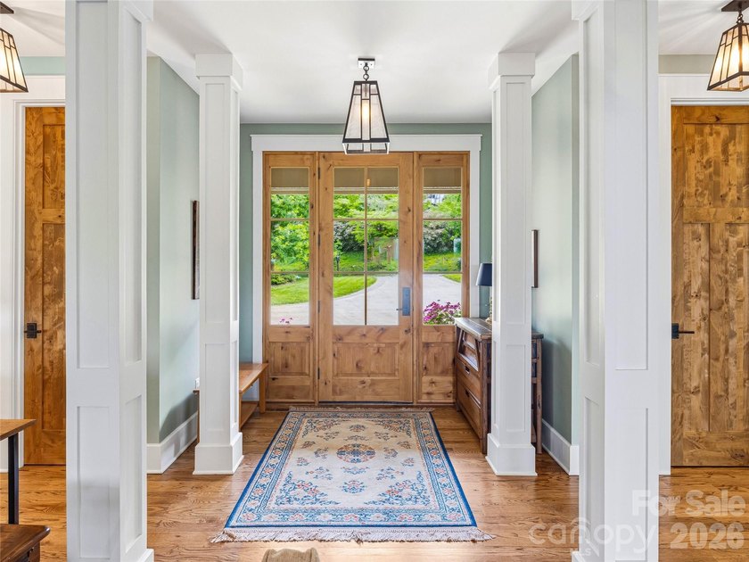 Rarely does a home of this caliber become available in Lakeview - photo 4