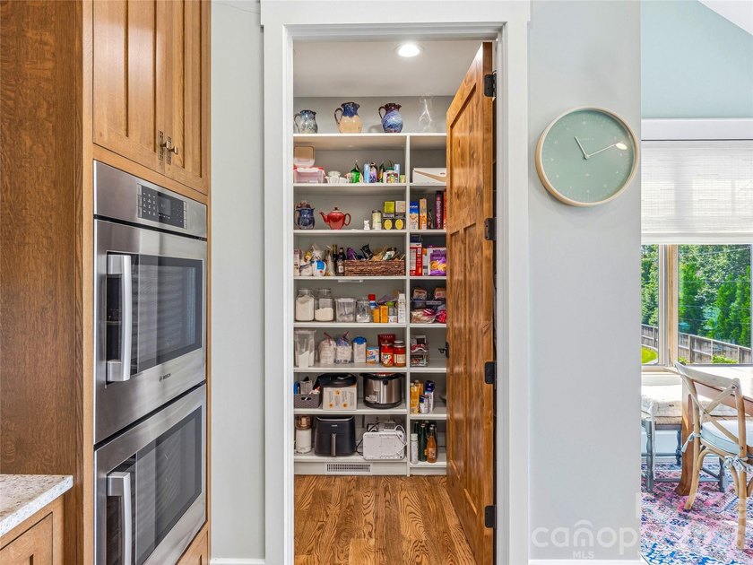 Rarely does a home of this caliber become available in Lakeview - photo 10