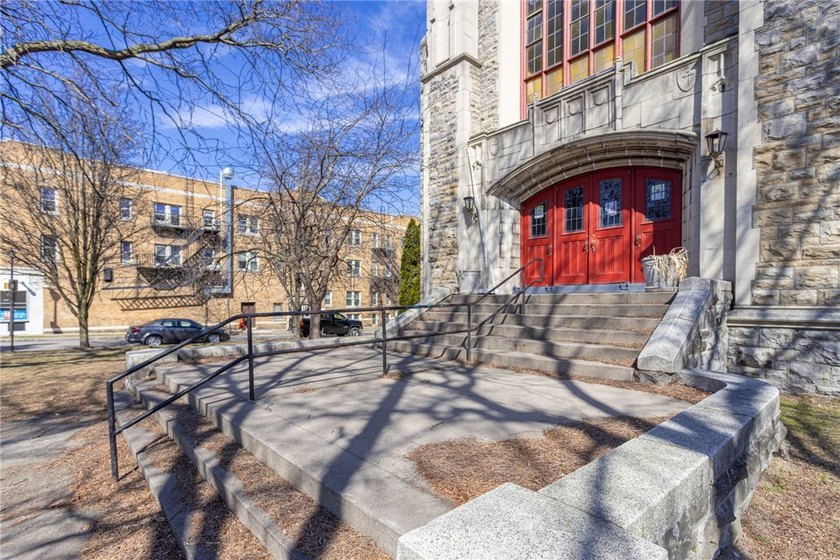 A rare opportunity! Located South East of City Center in the - photo 3