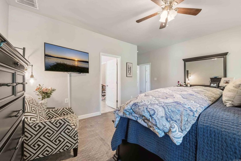 Welcome to this beautifully maintained 3 BR, 2.5-bath home in - photo 13
