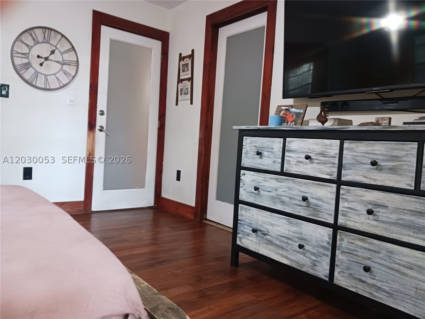 A fantastic, detached DUPLEX/MULTIFAMILY property available - photo 21