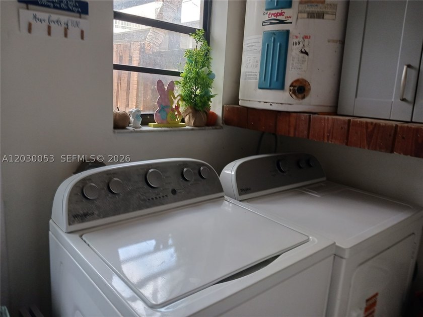 A fantastic, detached DUPLEX/MULTIFAMILY property available - photo 27