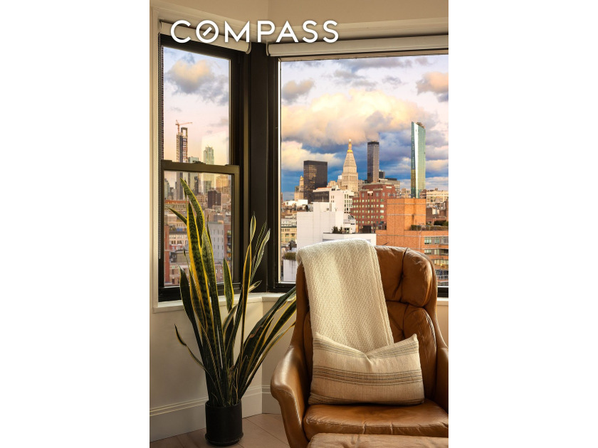 Located on the 17th floor with incredible southern views over - photo 7