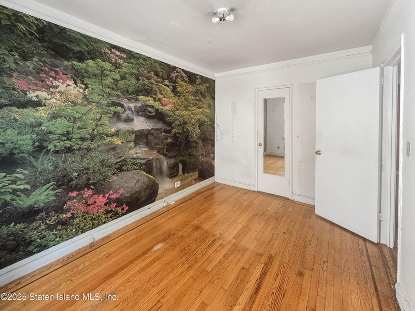 Well maintained two bedroom co-operative building with part-time - photo 9