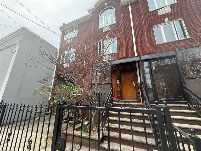 One of a kind all brick multifamily home - Two family - in the - photo 6