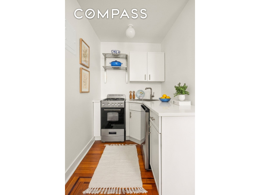 Set within a charming late-19th-century brownstone on one of - photo 3