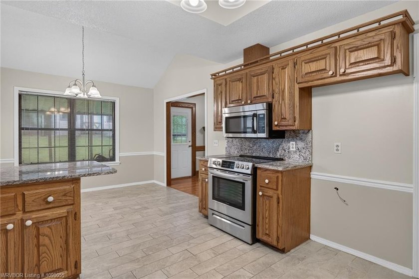 Traditional design and timeless style is what you'll love about - photo 14