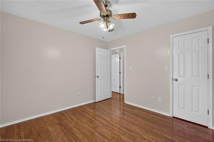 Traditional design and timeless style is what you'll love about - photo 26