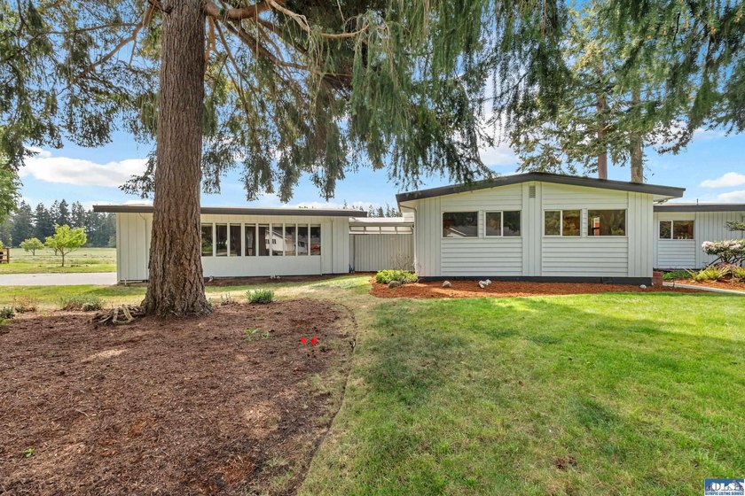 Mid Century Modern Sunland Home -Designed to last.1962 - photo 9