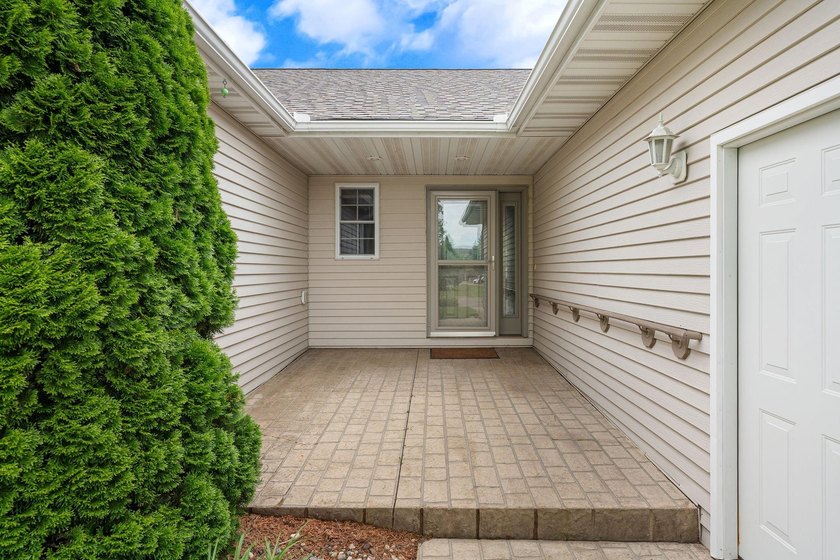 Enjoy the main level living lifestyle without the burden of high - photo 2