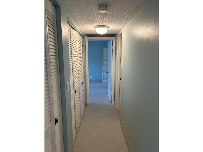55 and over; popular Bahama model, furnished, 1 bed, 1 space - photo 11